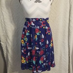 Lularoe Madison skirt size small